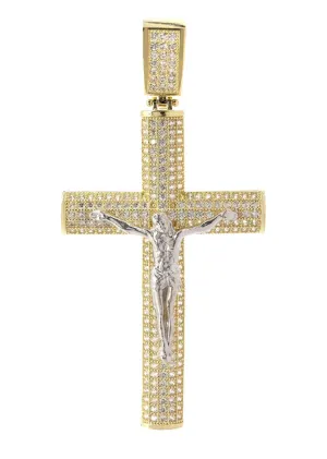 10K Gold Cross / Crucifix Pendant  |  7.4 Grams