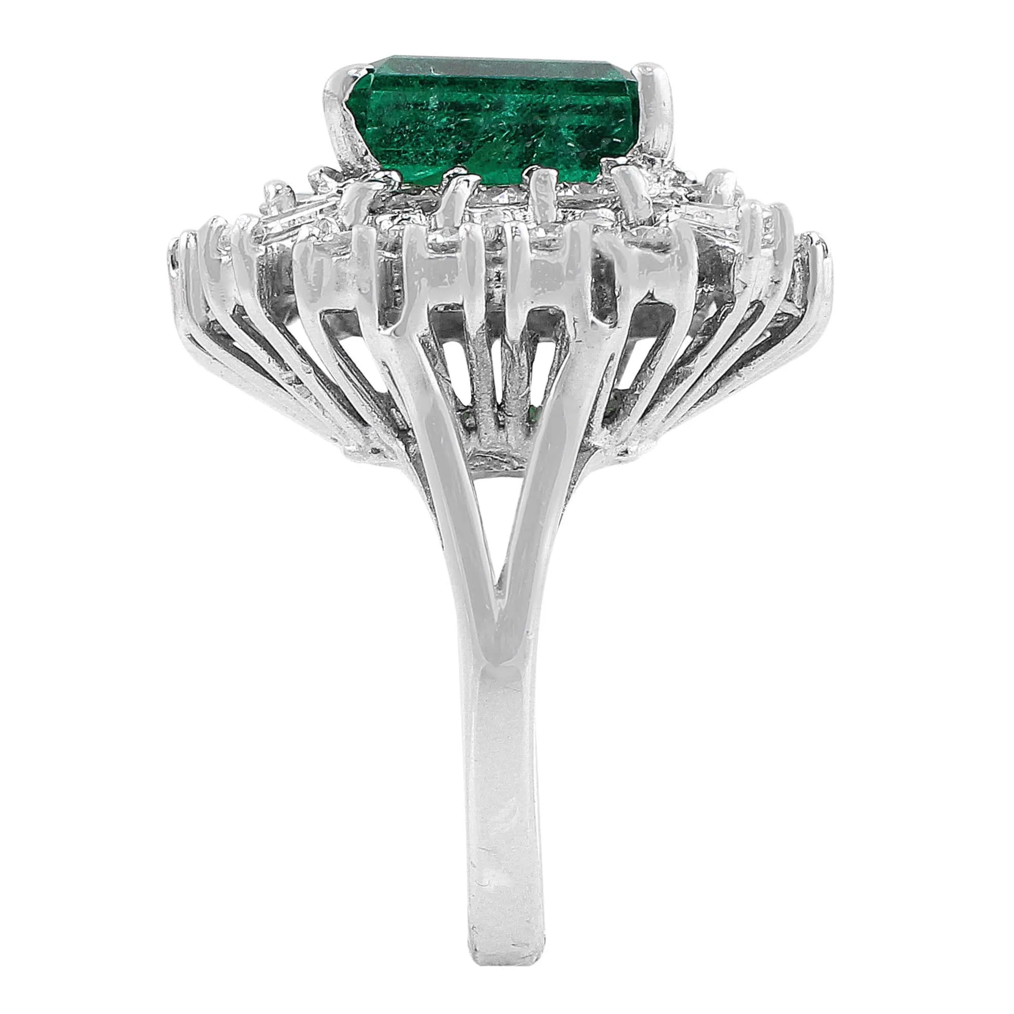 14k White Gold 4ct Emerald Diamond Estate Ring