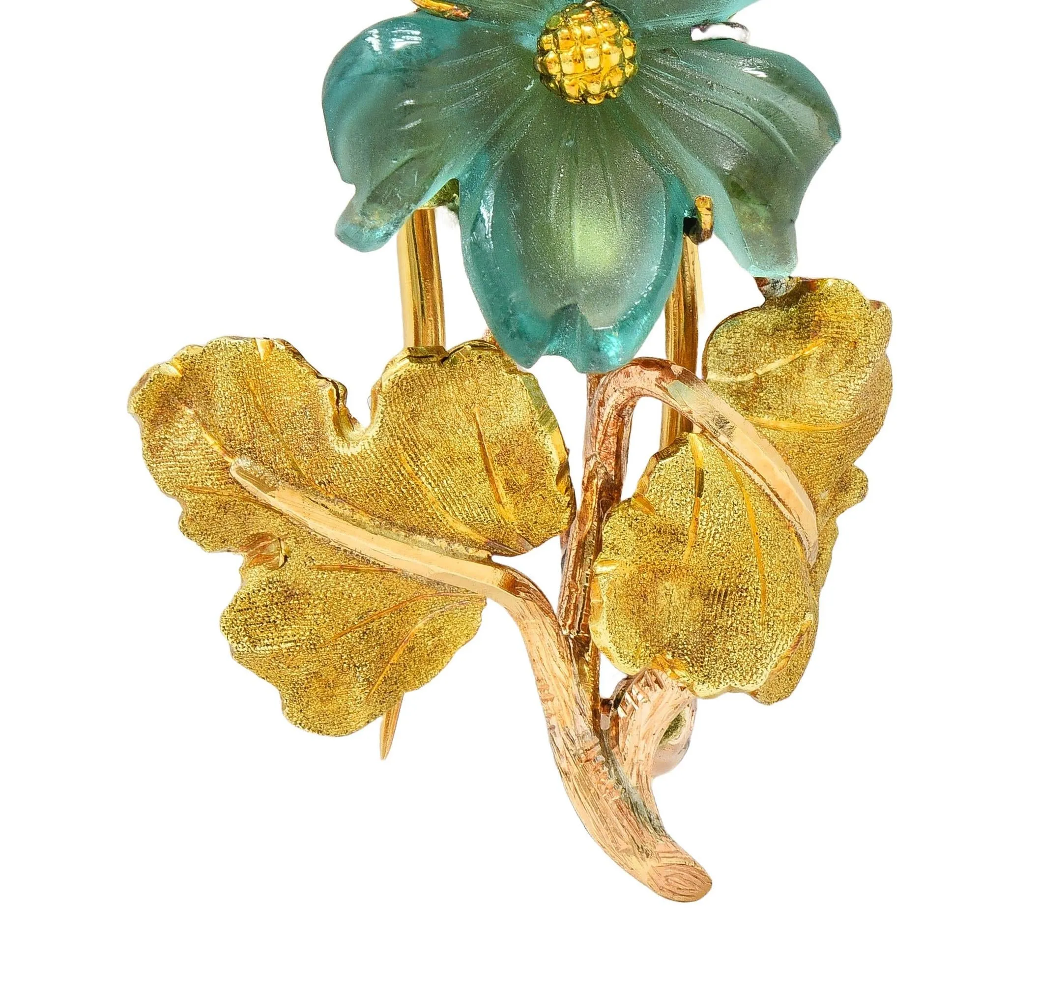 Buccellati 1960s Carved Fluorite 18 Karat Two-Tone Gold Vintage Dogwood Flower Brooch