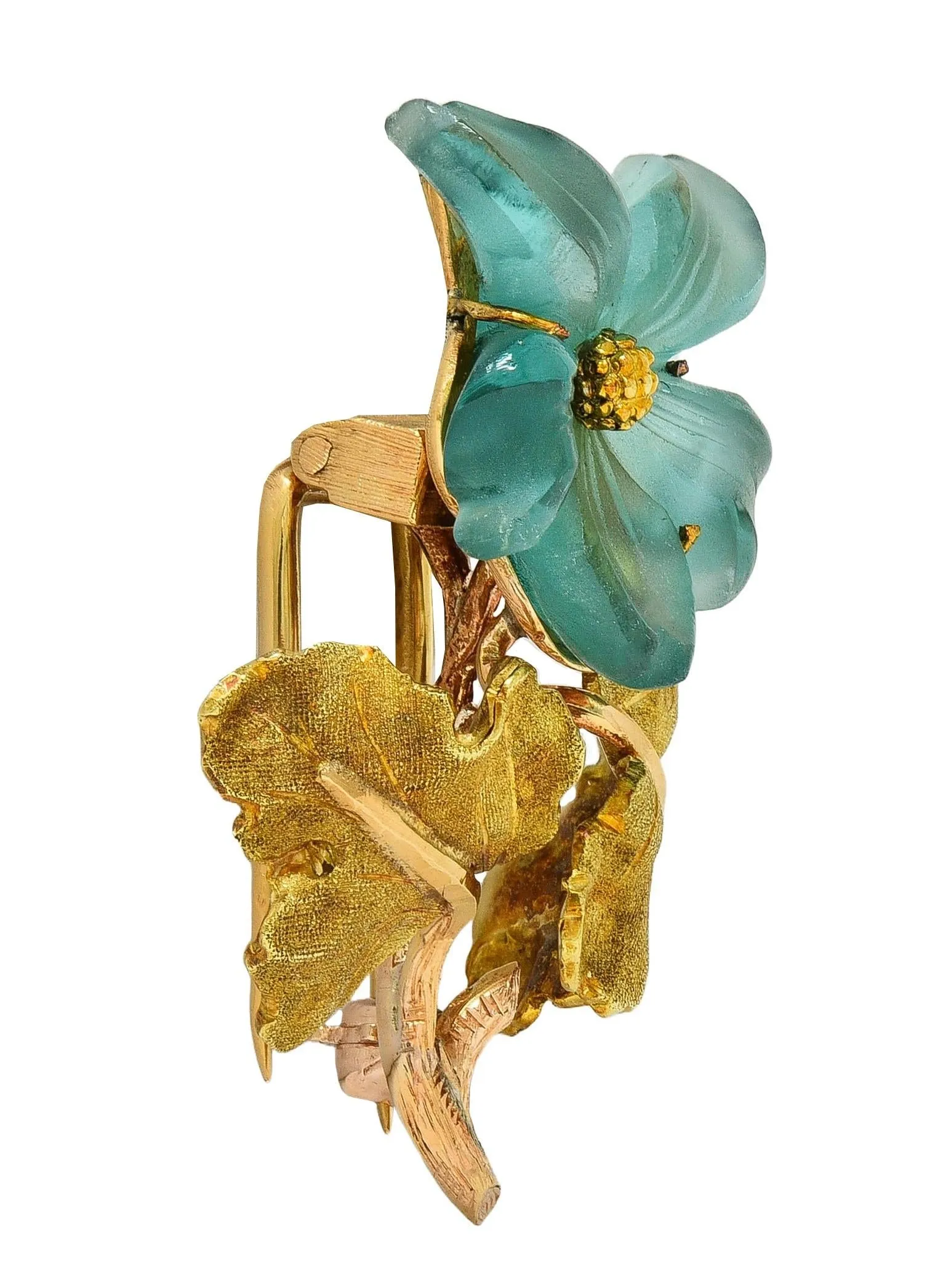 Buccellati 1960s Carved Fluorite 18 Karat Two-Tone Gold Vintage Dogwood Flower Brooch