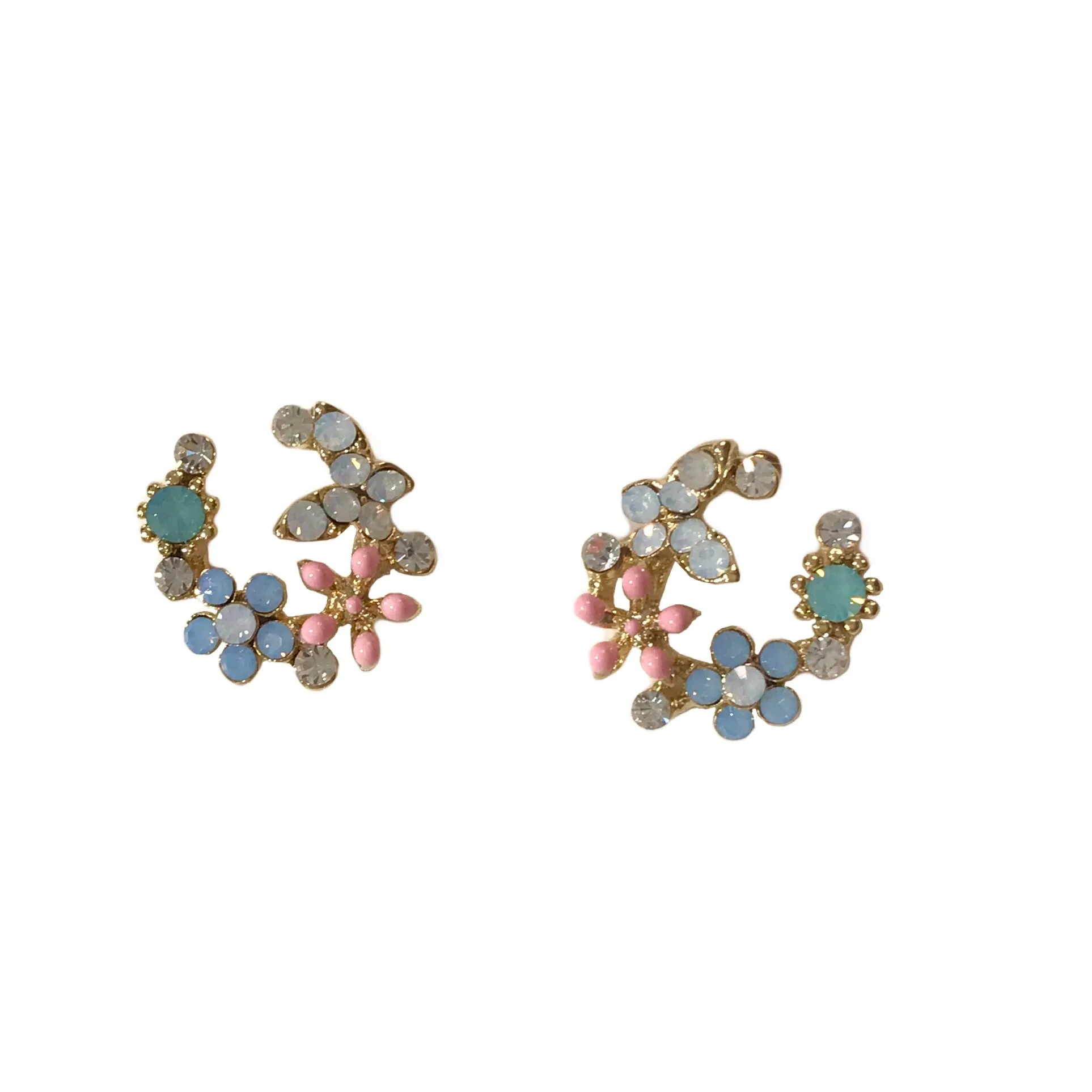 Flower Wreath Studs