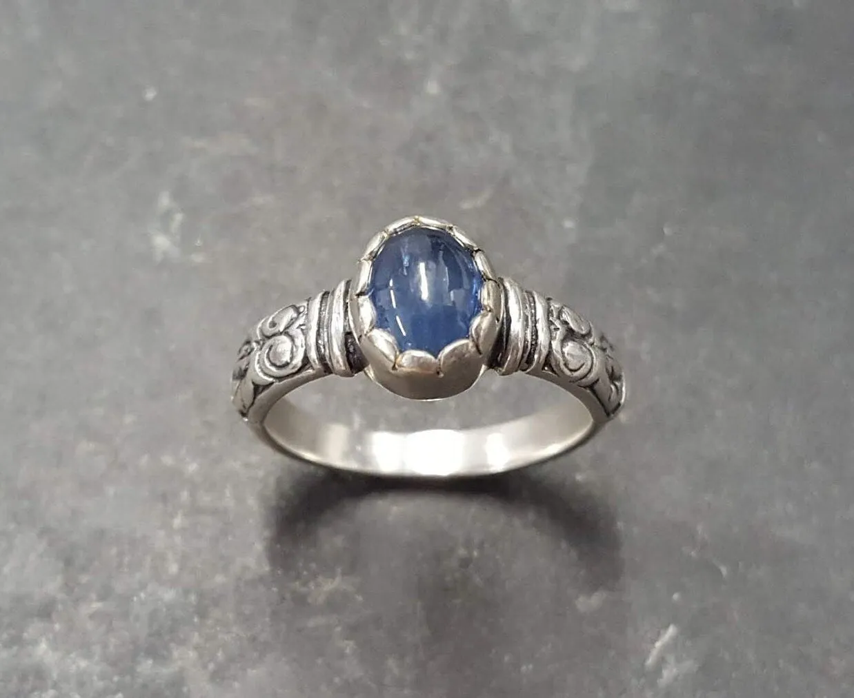 Genuine Sapphire Ring - Blue Solitaire Ring - Vintage Tribal Band