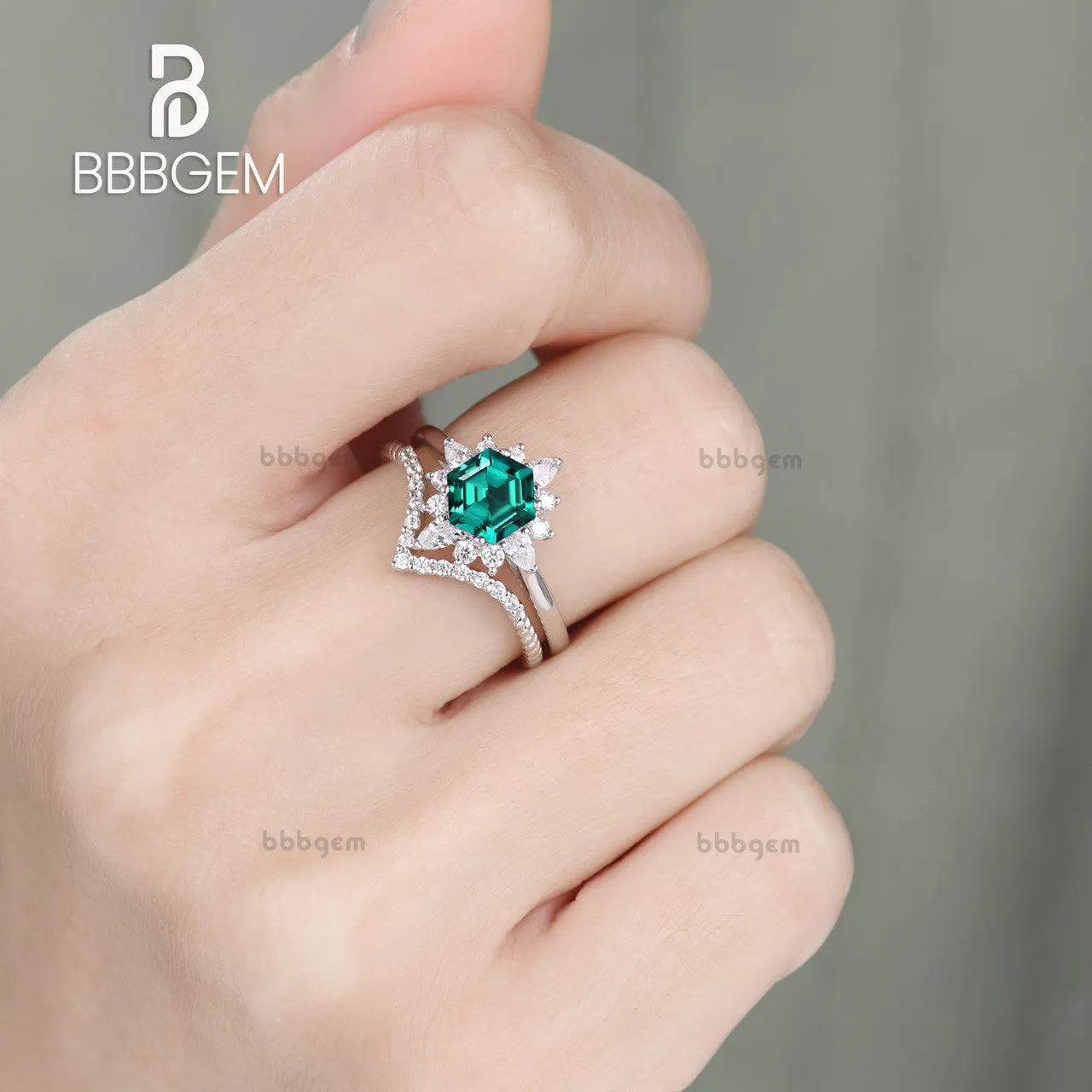 Hexgon Lab Emerald Silver Ring Set White Gold Plated Curved Elongated Rope Diamond Chervon Band