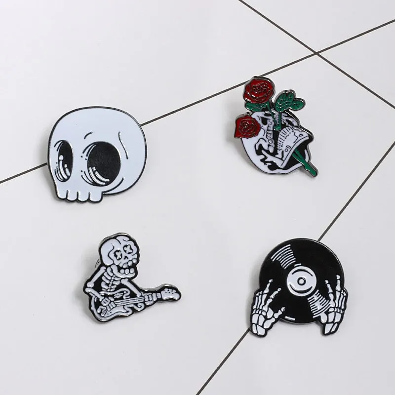 Punk Style Brooch Magic Wizard Cranio Vampire Rose Button Pin Denim