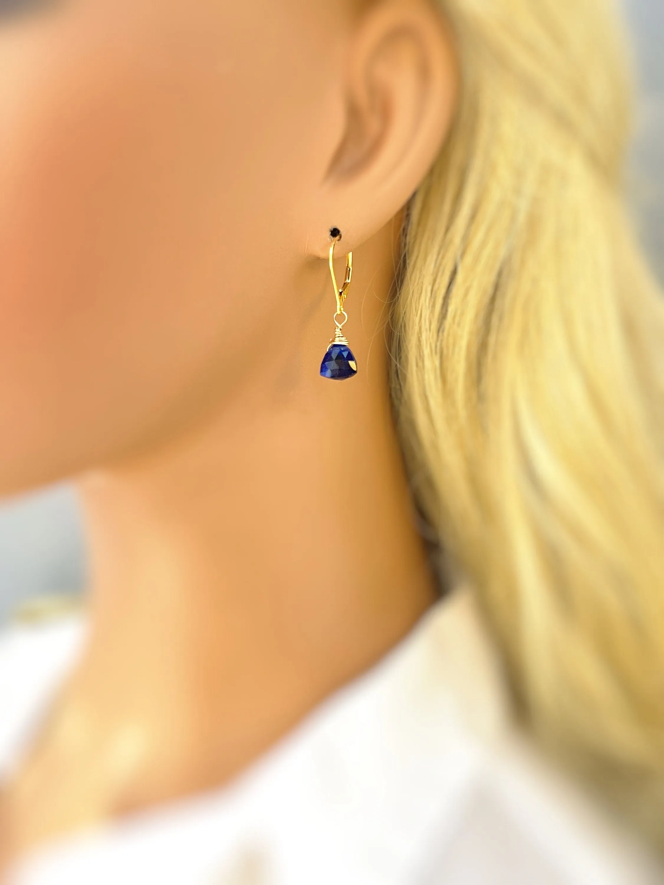 Sapphire Blue Quartz dangling earrings gold