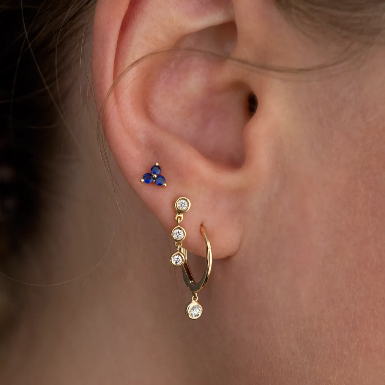 TRIO SAPPHIRE STUD EARRINGS