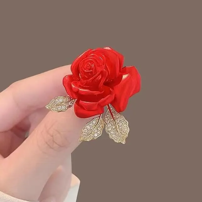 XSB094 - Rose Saree Brooch